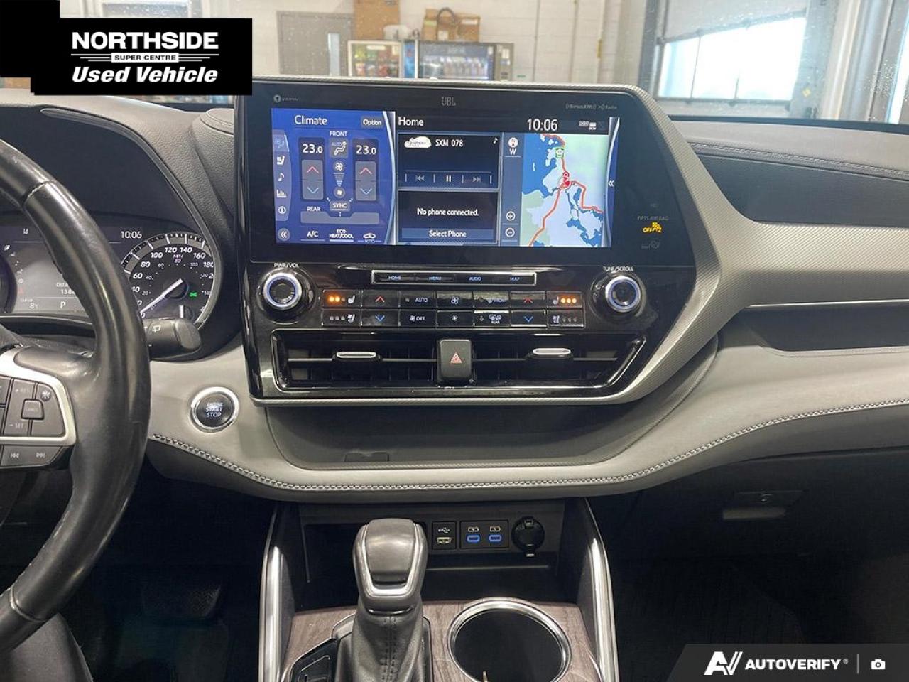 2022 Toyota Highlander Limited 4dr All-Wheel Drive Photo