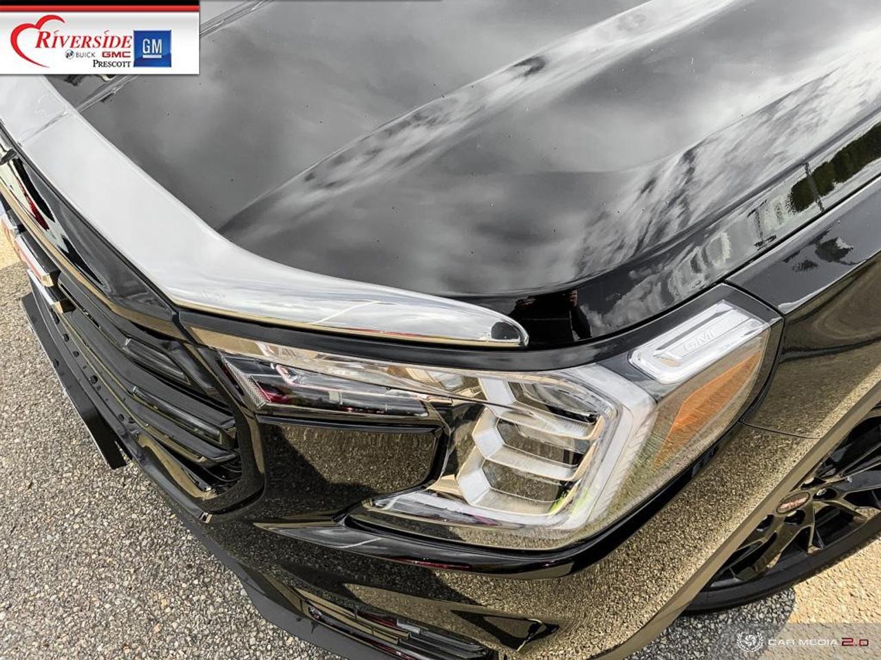 2024 GMC Terrain SLE 4dr All-Wheel Drive Photo