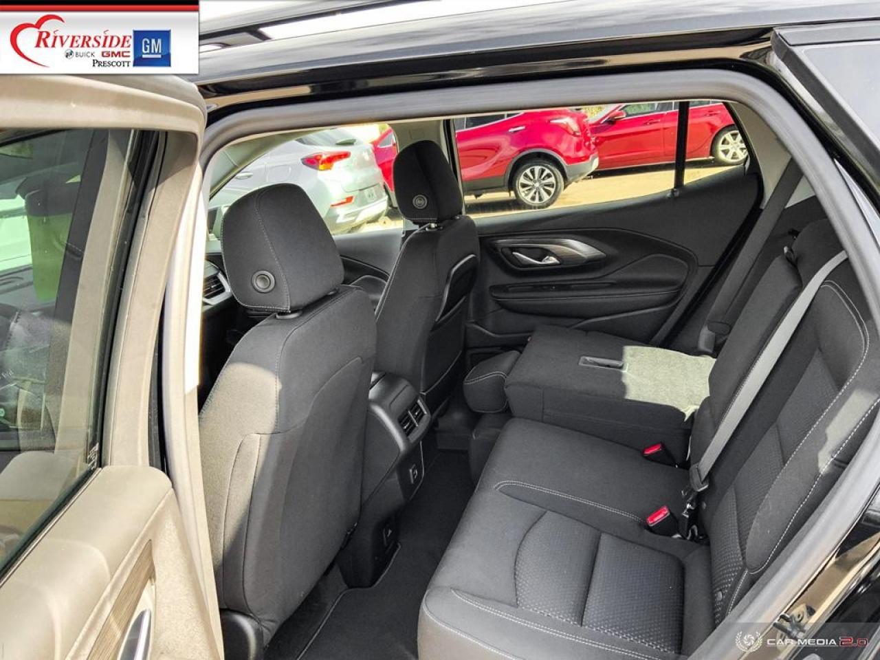 2024 GMC Terrain SLE 4dr All-Wheel Drive Photo