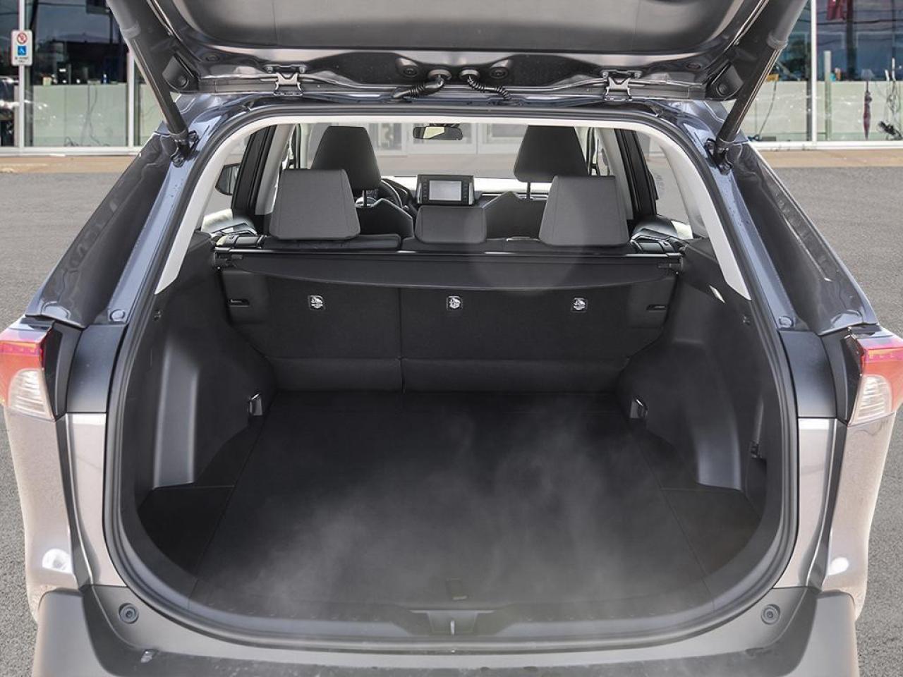 2025 Toyota RAV4 XLE 4dr All-wheel Drive Photo