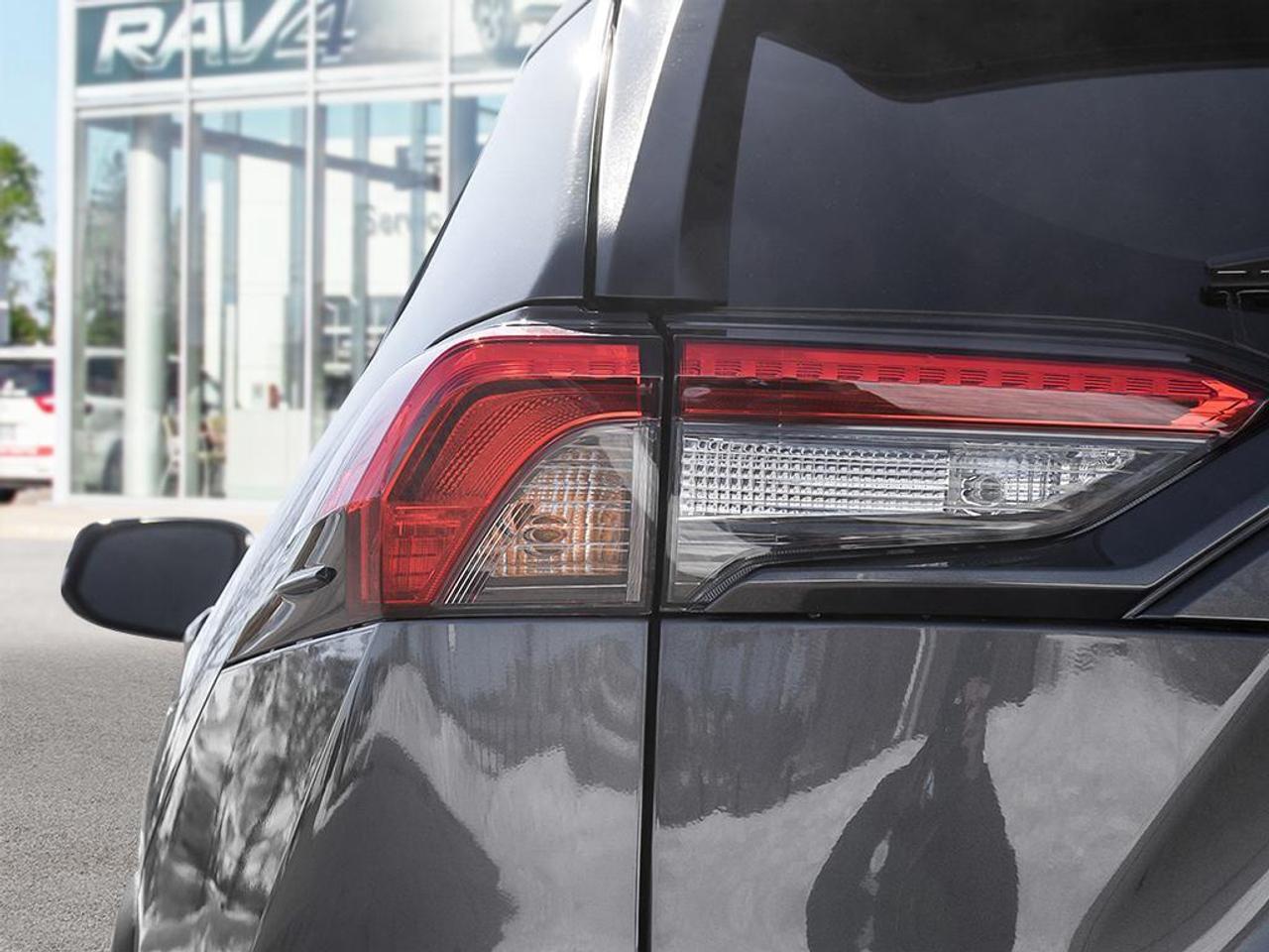 2025 Toyota RAV4 XLE 4dr All-wheel Drive Photo