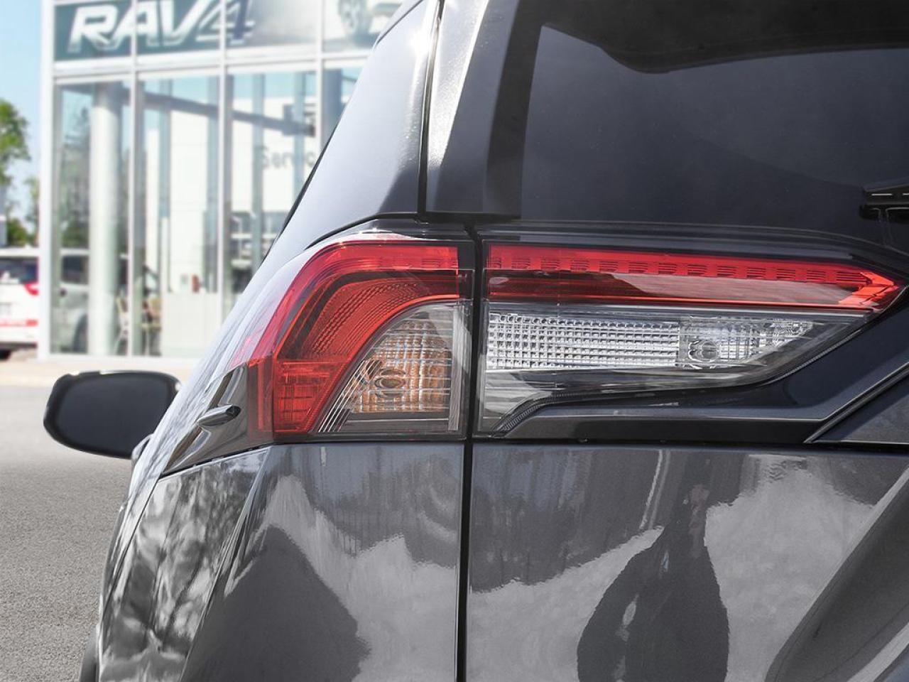 2025 Toyota RAV4 XLE 4dr All-wheel Drive Photo