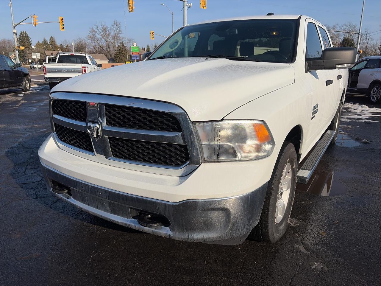 2022 RAM 1500 Classic SLT-LOADED-GOOD KM-CLEAN CARFAX Photo