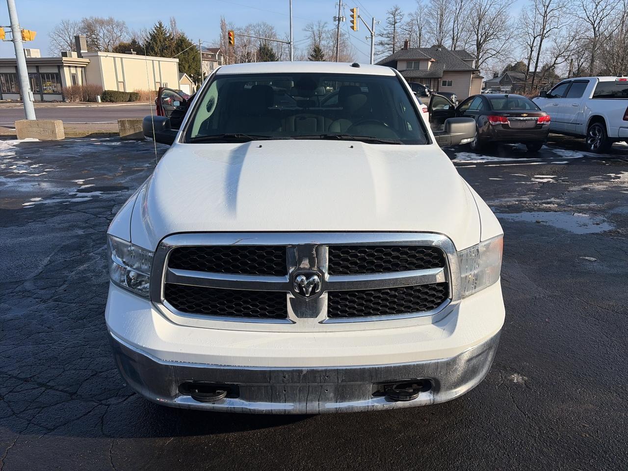 2022 RAM 1500 Classic SLT-LOADED-GOOD KM-CLEAN CARFAX Photo2