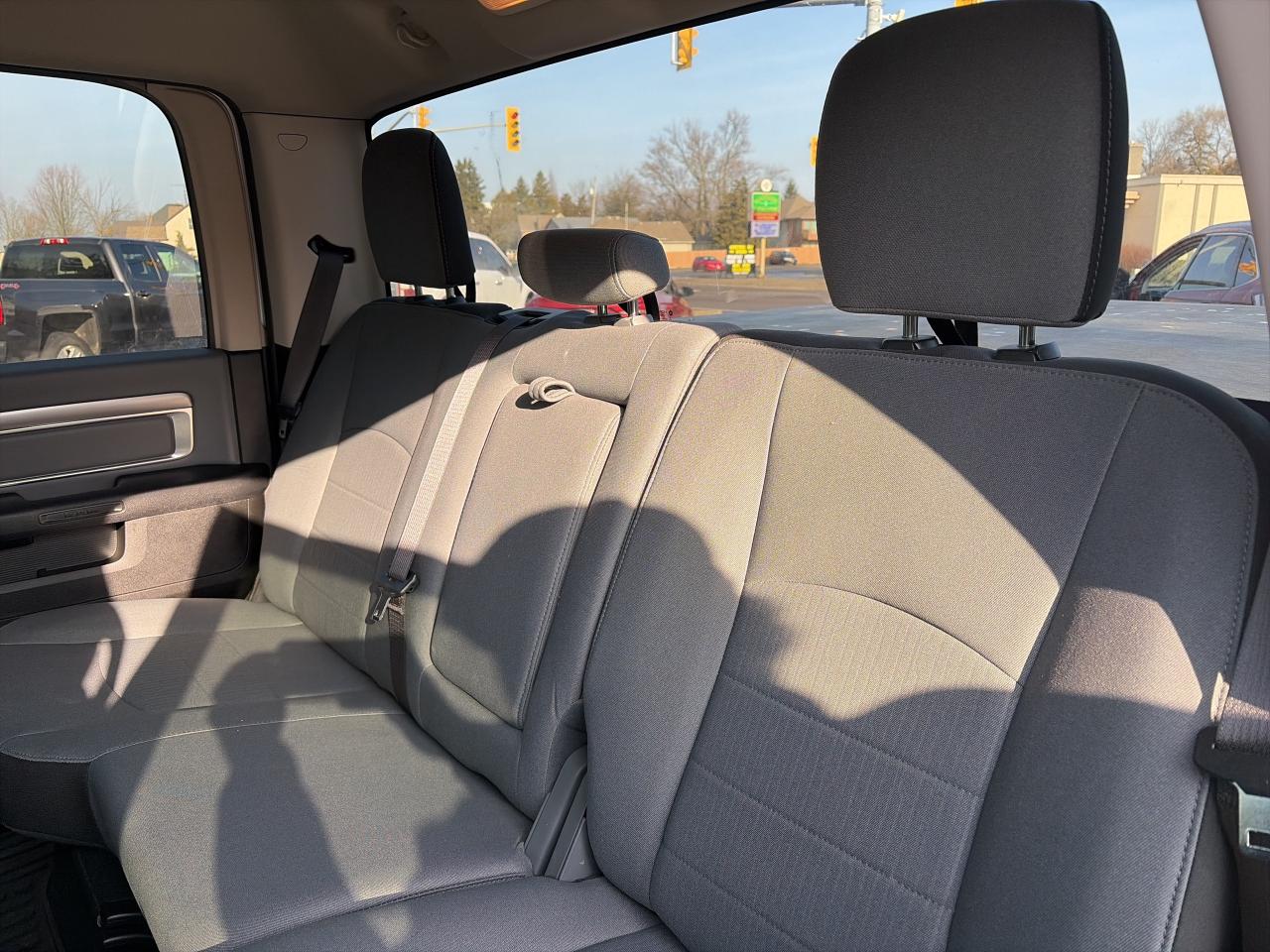 2022 RAM 1500 Classic SLT-LOADED-GOOD KM-CLEAN CARFAX Photo