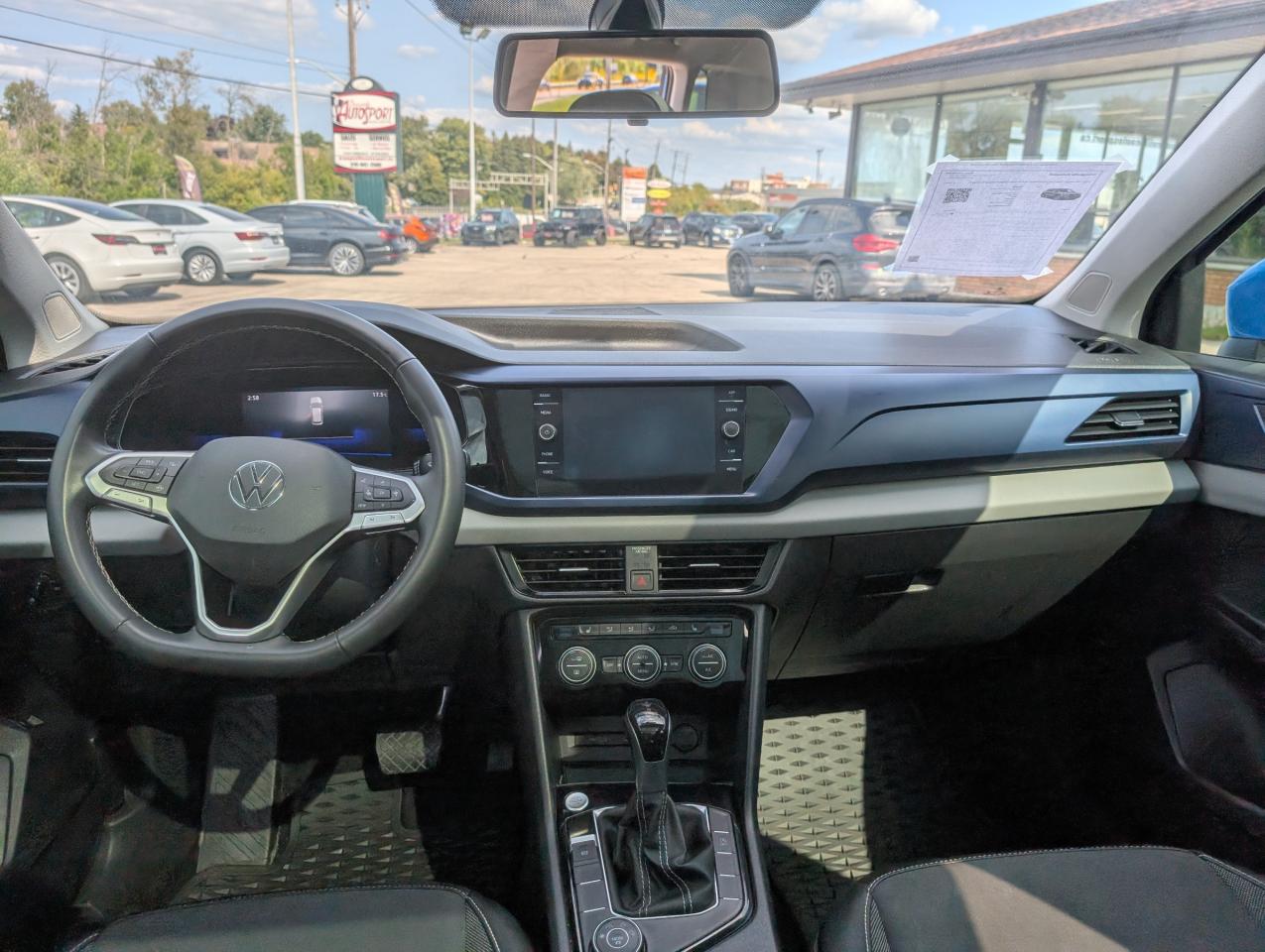 2022 Volkswagen Taos Comfortline 4dr All-Wheel Drive 4MOTION Photo