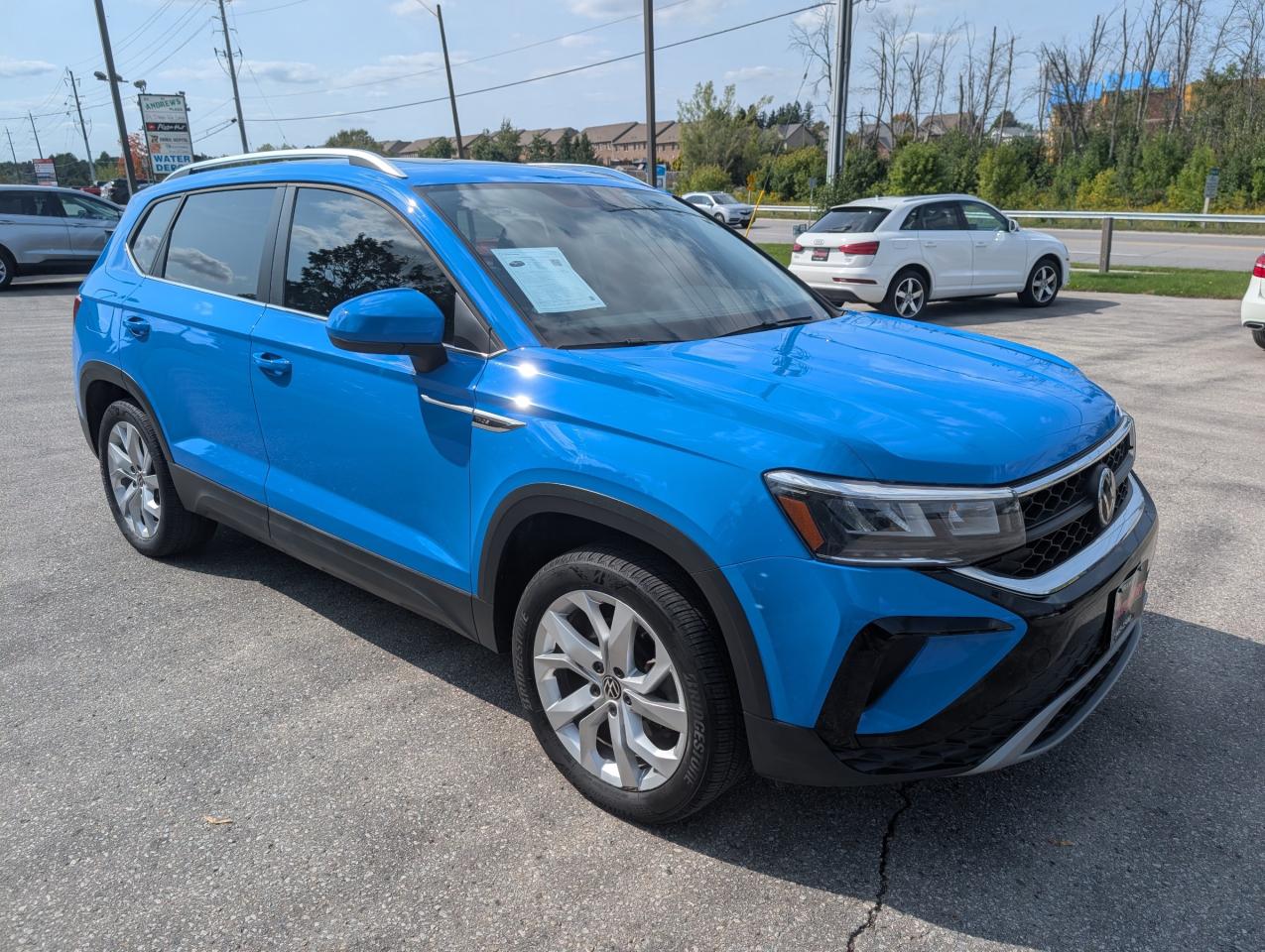 2022 Volkswagen Taos Comfortline 4dr All-Wheel Drive 4MOTION Photo