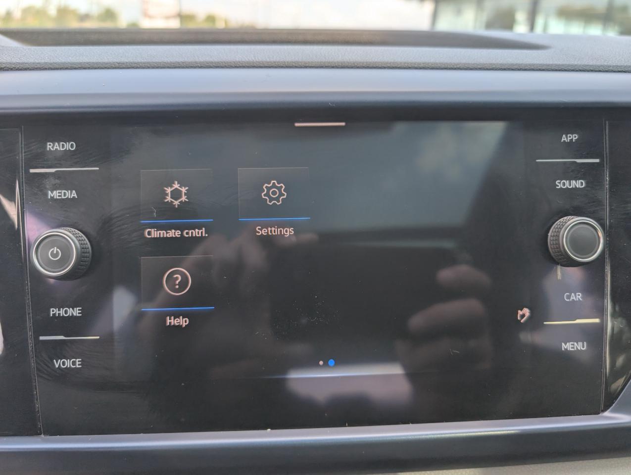 2022 Volkswagen Taos Comfortline 4dr All-Wheel Drive 4MOTION Photo