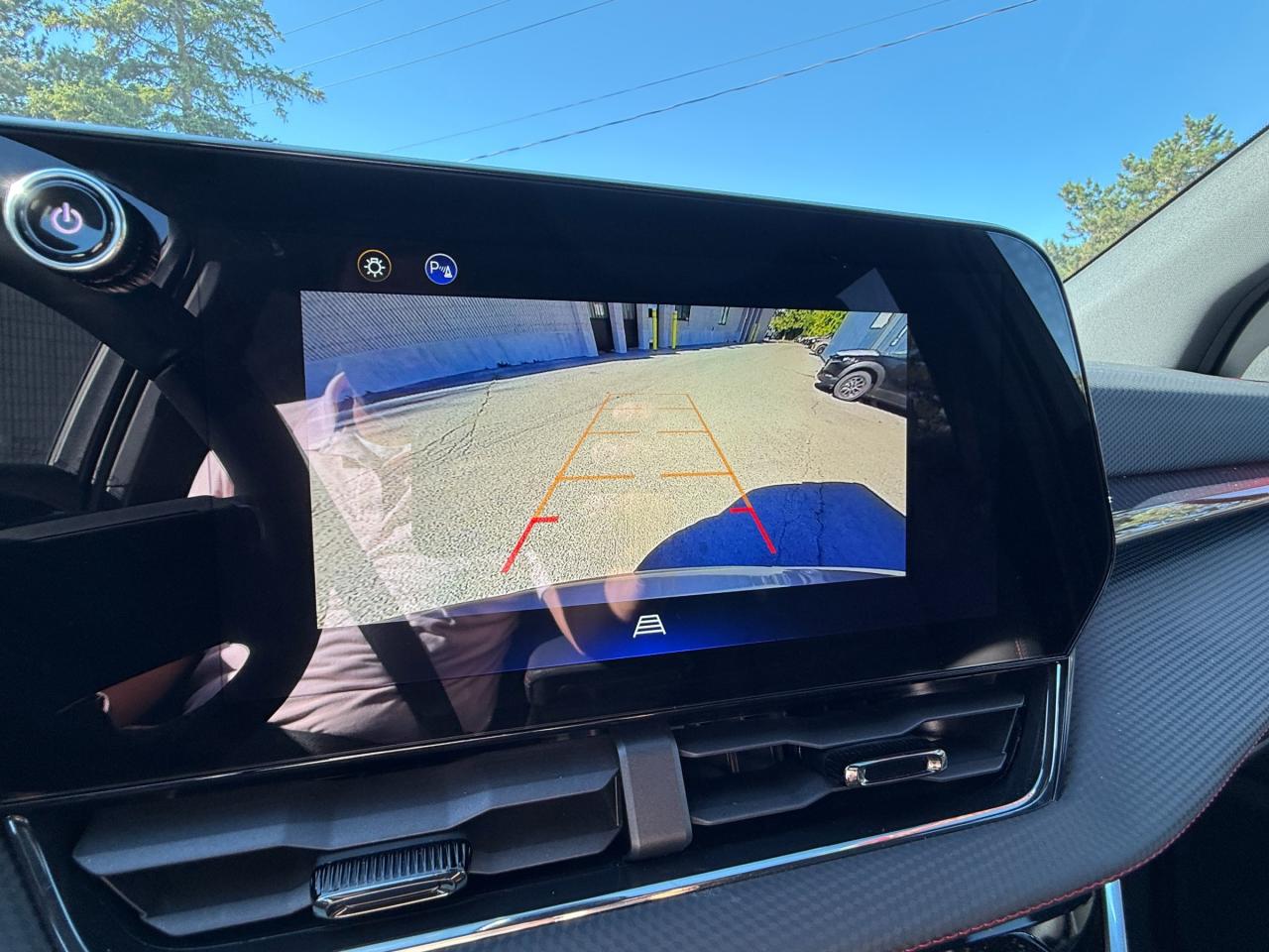 2025 Chevrolet Equinox RS 4dr All-Wheel Drive Photo