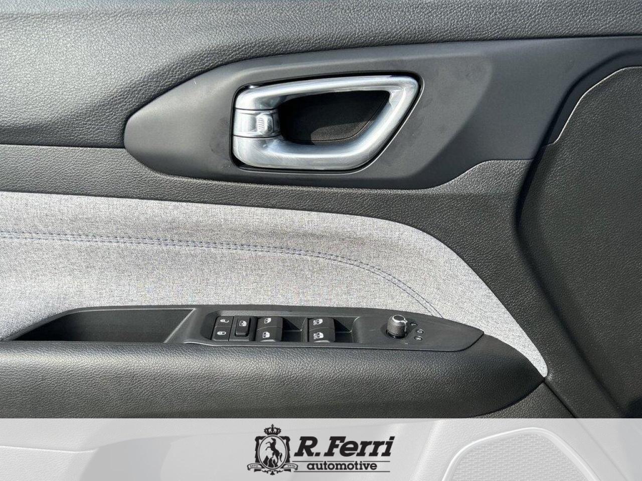 2025 Jeep Compass Sport 4dr 4x4 Photo