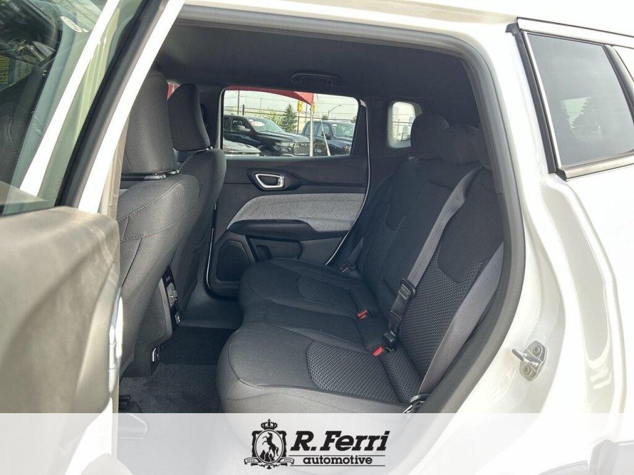 2025 Jeep Compass Sport 4dr 4x4 Photo