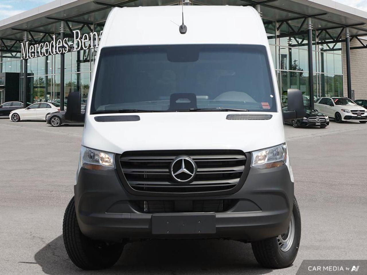 2025 Mercedes-Benz Sprinter 2500 High Roof 4-Cyl Diesel Sprinter 2500 Crew Van 144 in. WB Rear-Wheel Drive Photo5