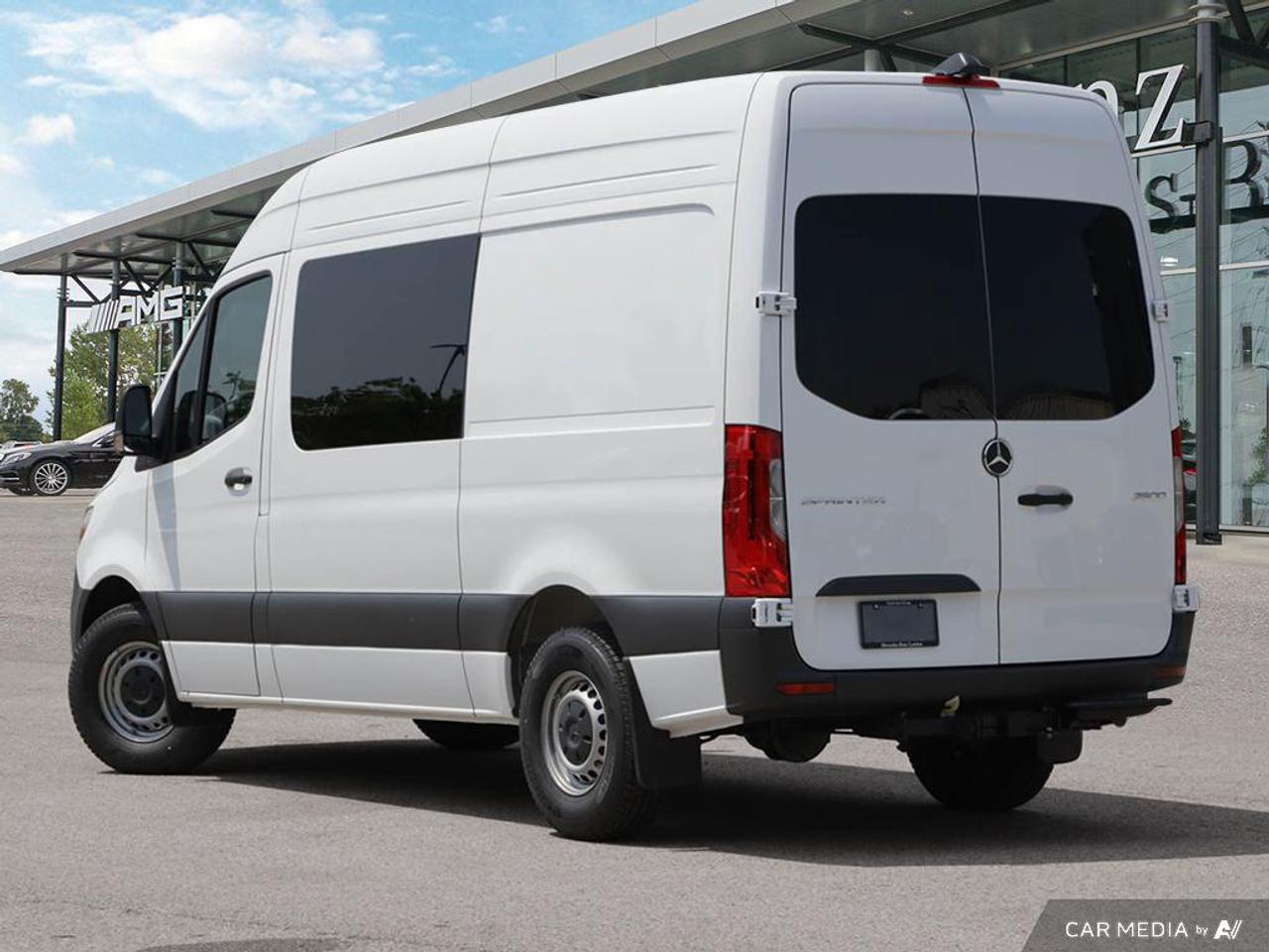 2025 Mercedes-Benz Sprinter 2500 High Roof 4-Cyl Diesel Sprinter 2500 Crew Van 144 in. WB Rear-Wheel Drive Photo