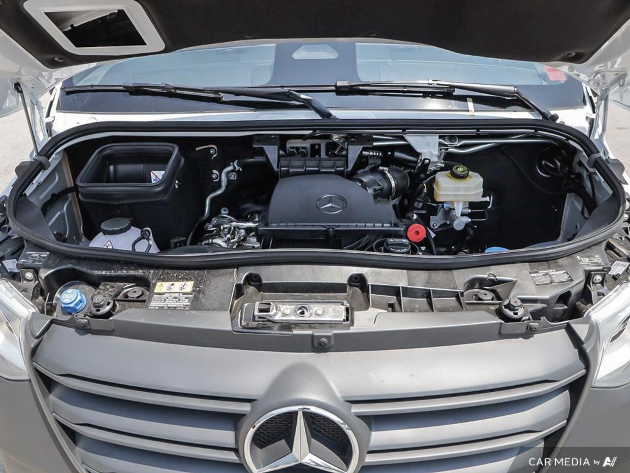 2025 Mercedes-Benz Sprinter 2500 High Roof 4-Cyl Diesel Sprinter 2500 Crew Van 144 in. WB Rear-Wheel Drive Photo