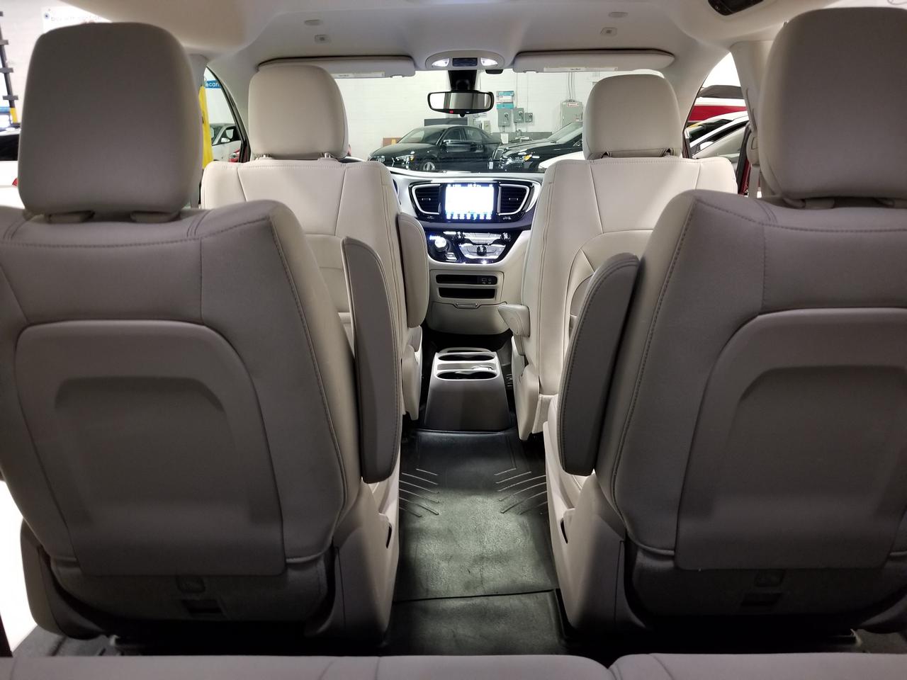2018 Chrysler Pacifica Hybrid Touring Plus Passenger Van Photo