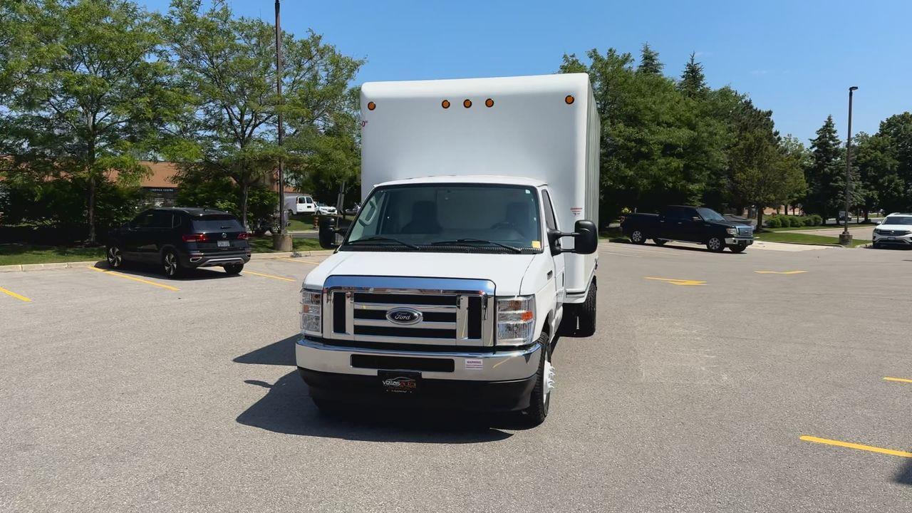 2022 Ford E-450  Photo3