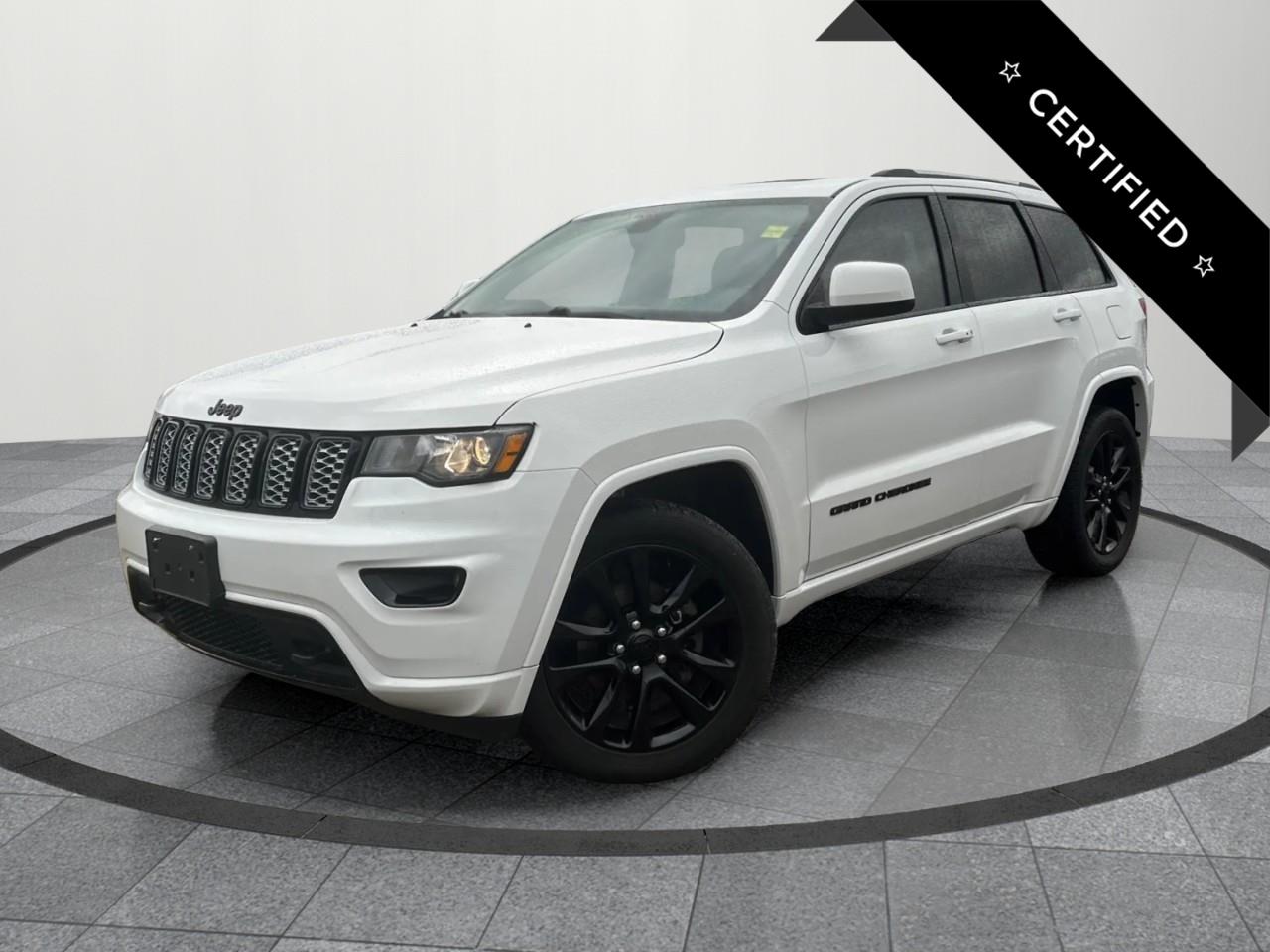 2019 Jeep Grand Cherokee Laredo 4dr 4x4 Photo0