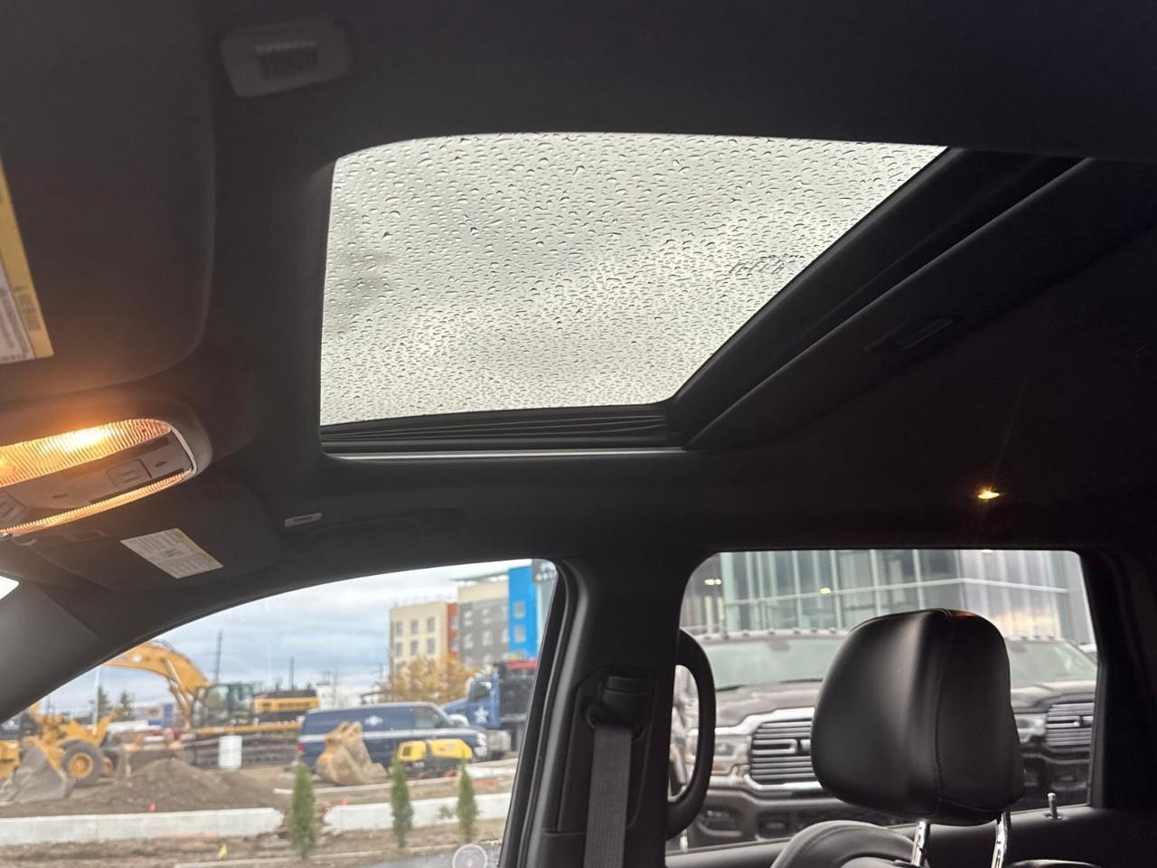 2019 Jeep Grand Cherokee Laredo 4dr 4x4 Photo