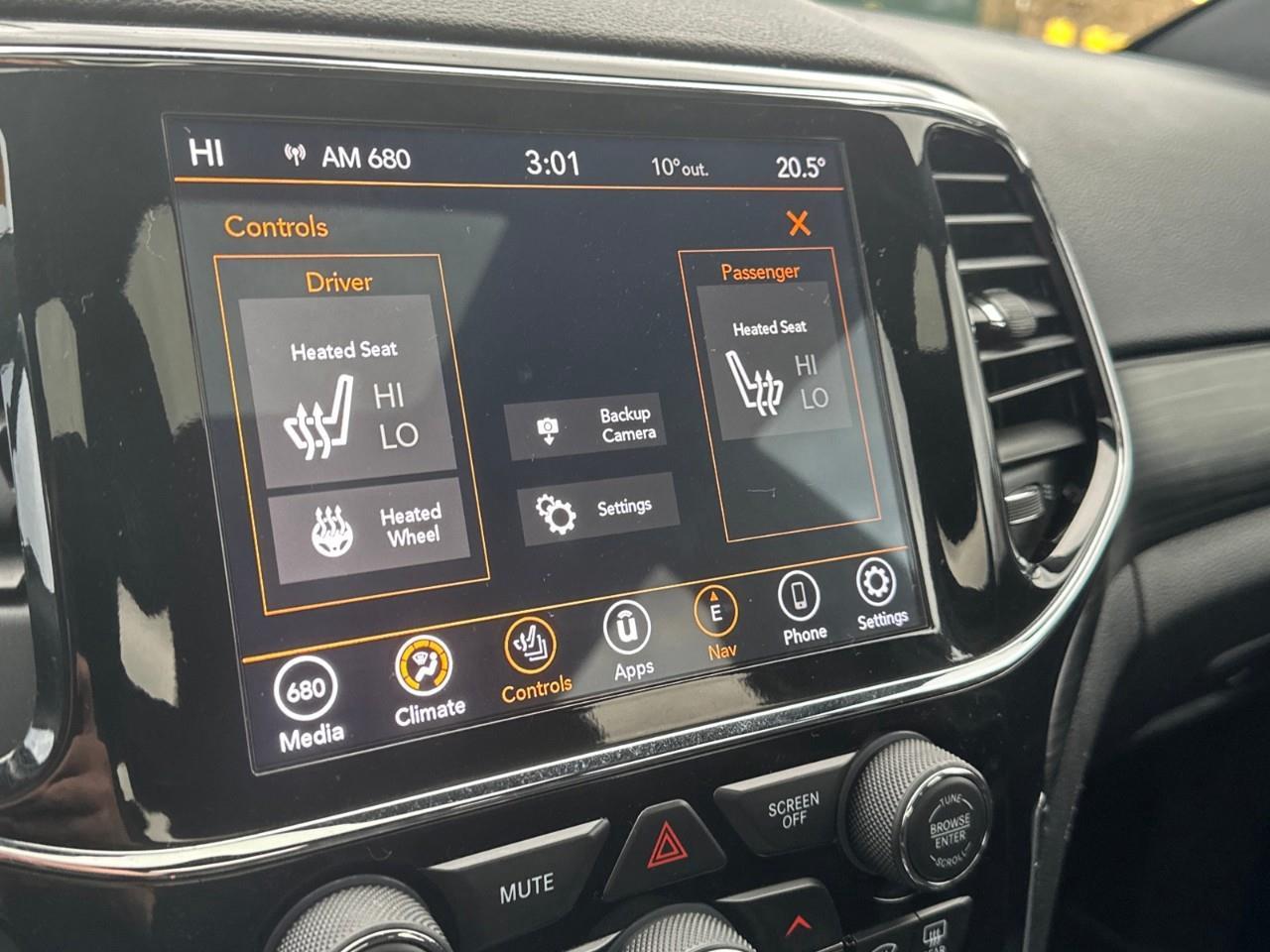 2019 Jeep Grand Cherokee Laredo 4dr 4x4 Photo