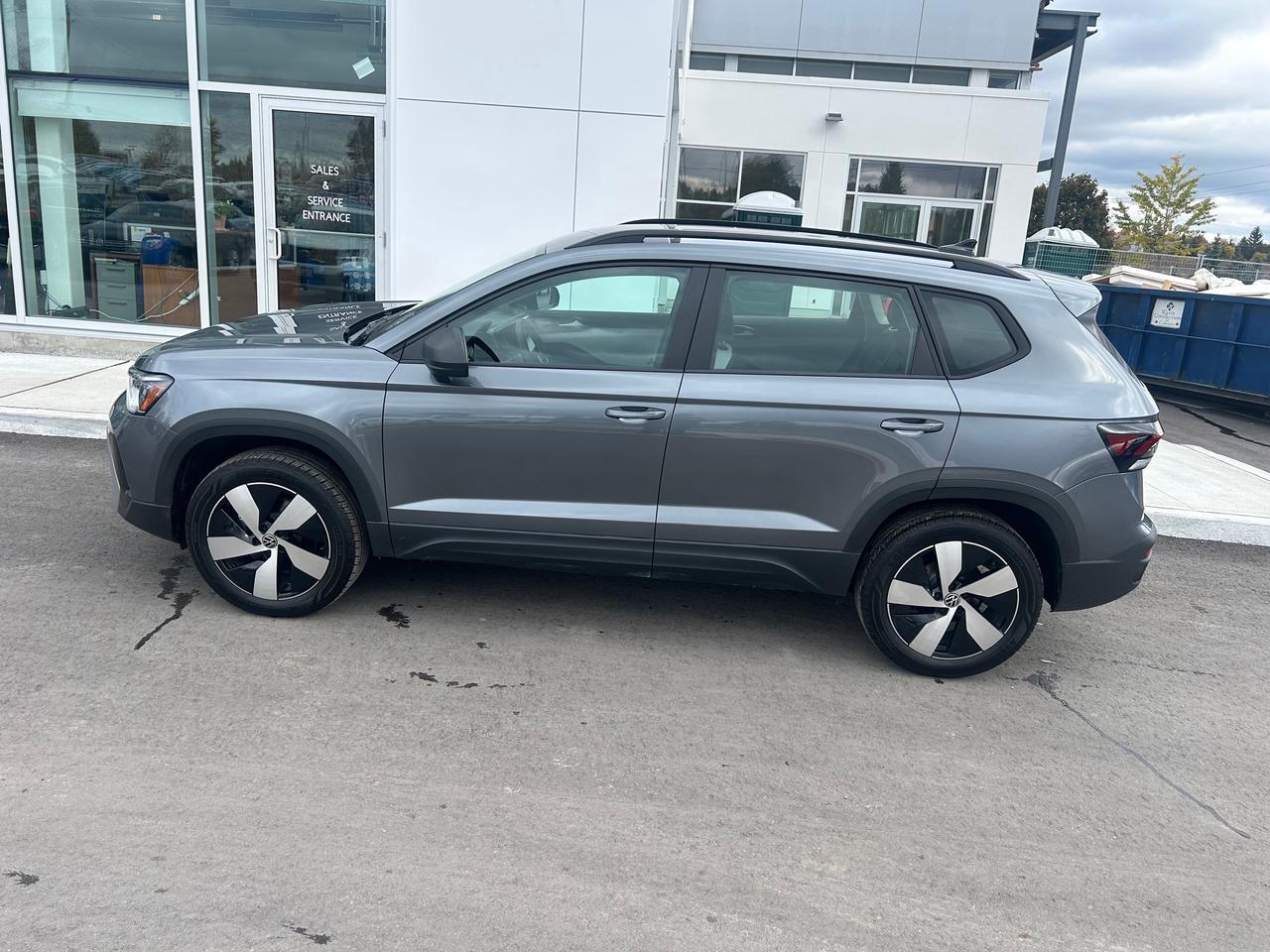 2026 Volkswagen Taos Trendline 4dr All-Wheel Drive 4MOTION Photo1