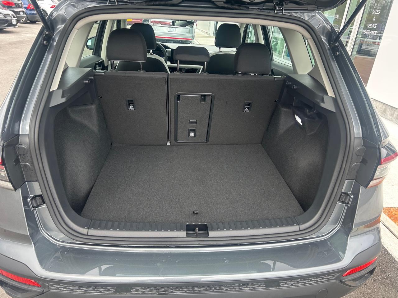 2026 Volkswagen Taos Trendline 4dr All-Wheel Drive 4MOTION Photo