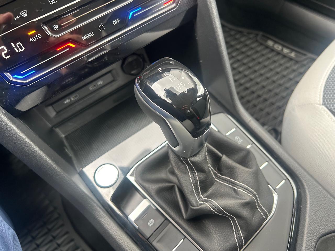 2026 Volkswagen Taos Trendline 4dr All-Wheel Drive 4MOTION Photo