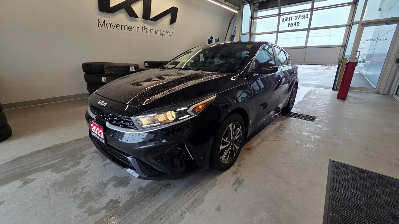 2023 Kia Forte EX 4dr Sedan Photo0