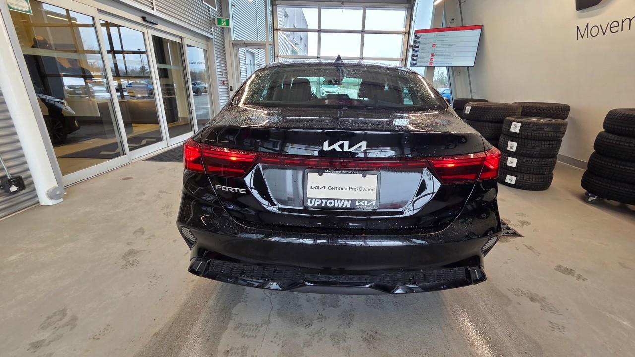 2023 Kia Forte EX 4dr Sedan Photo