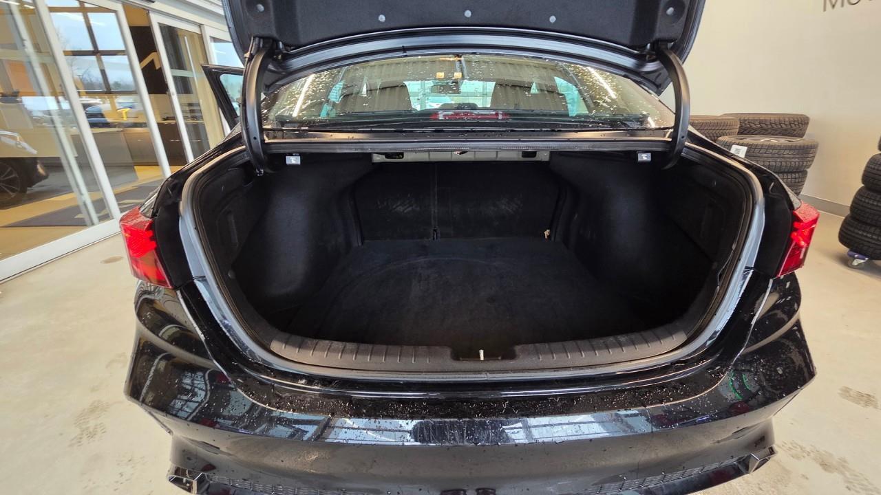 2023 Kia Forte EX 4dr Sedan Photo