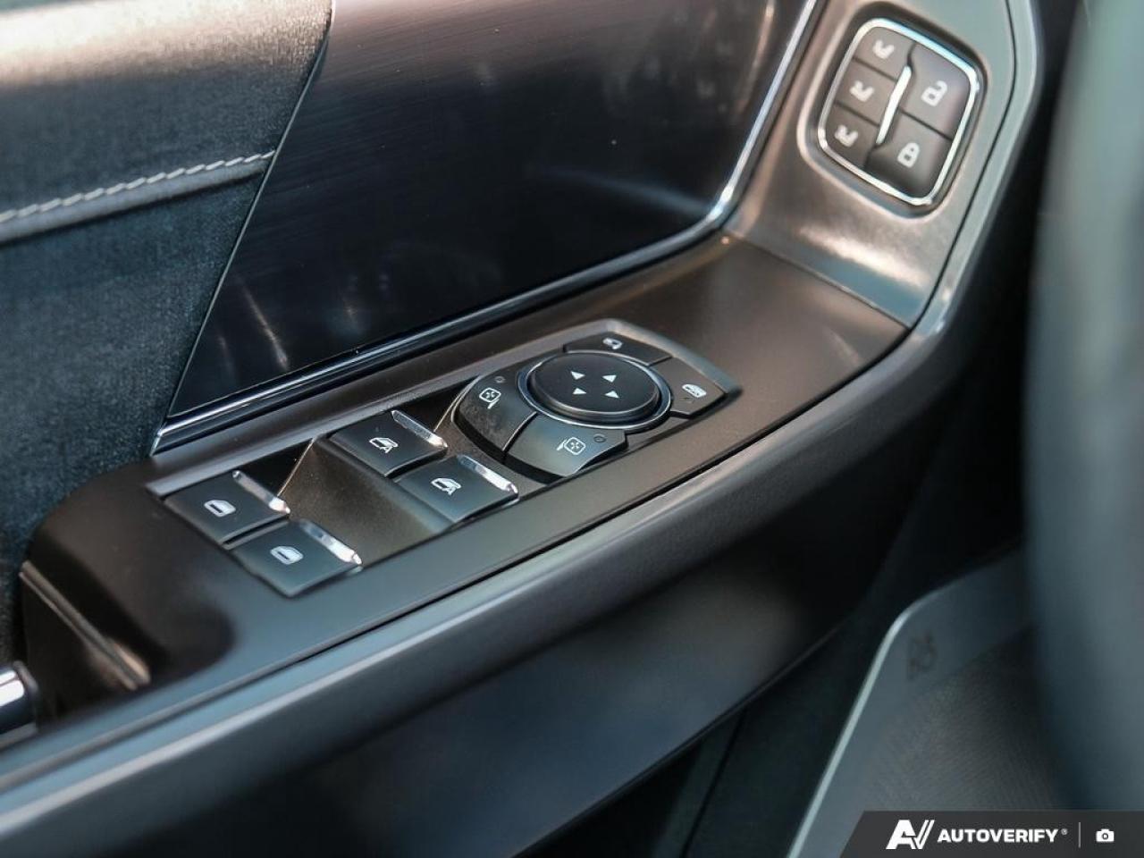 2024 Ford F-150 Lariat 4WD SuperCrew 5.5' Box Photo