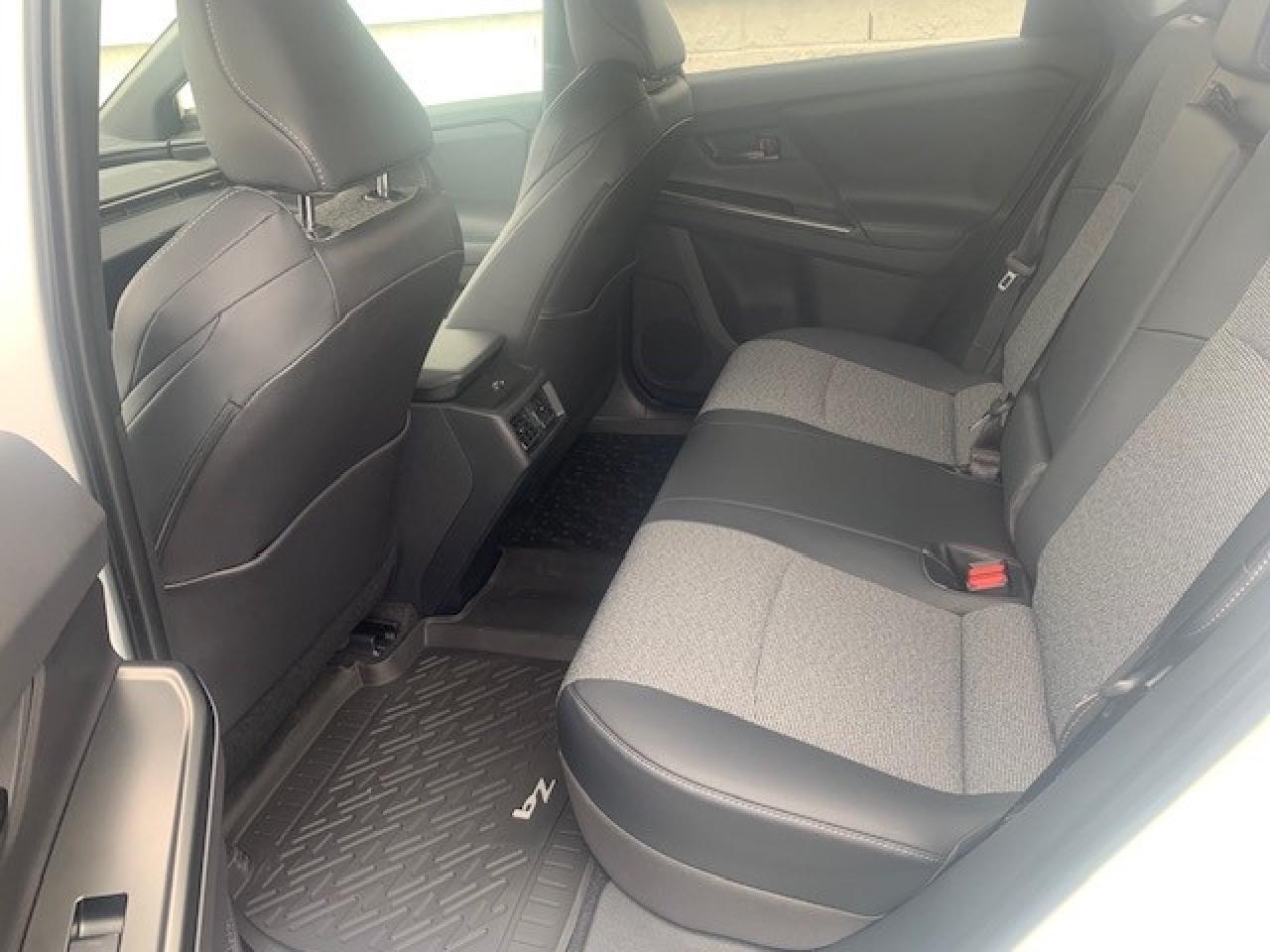 2026 Toyota bZ XLE 4dr All-Wheel Drive Photo3