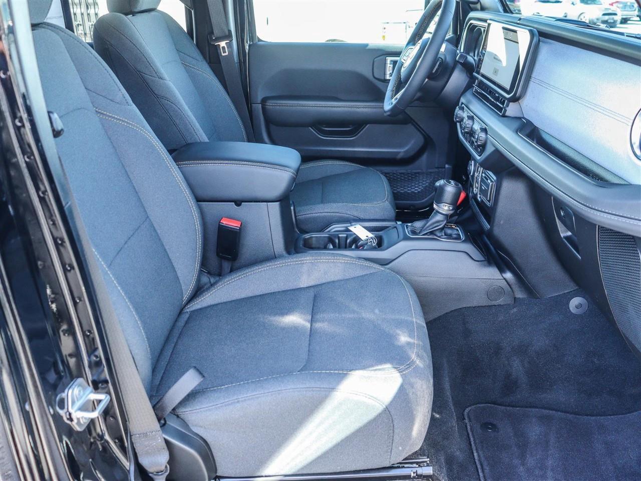 2024 Jeep Wrangler SAHARA 4DR 4X4 Photo