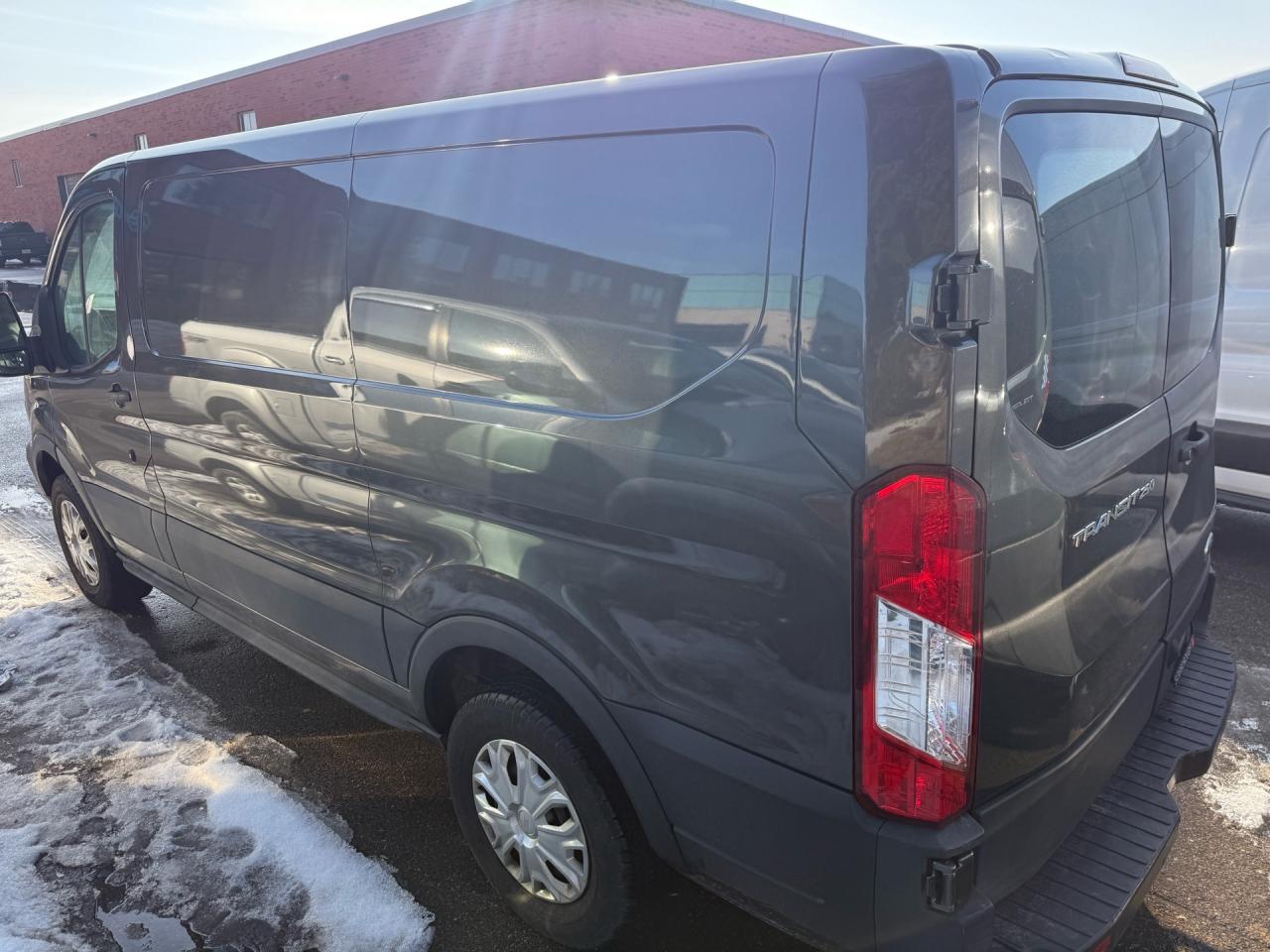 2019 Ford Transit Cargo Van LOW ROOF   CAMERA   SHELVING Photo