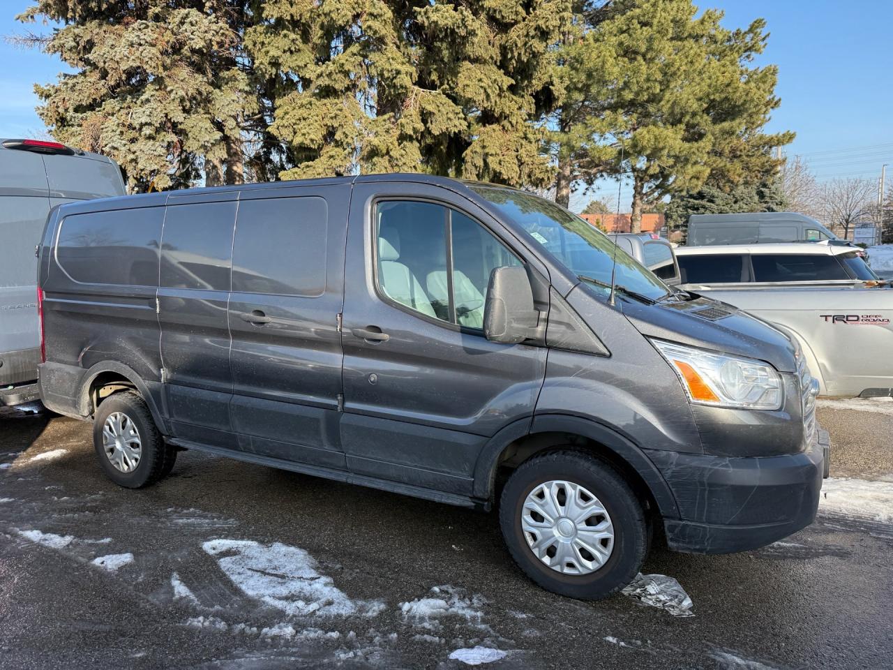 2019 Ford Transit Cargo Van LOW ROOF   CAMERA   SHELVING Photo0