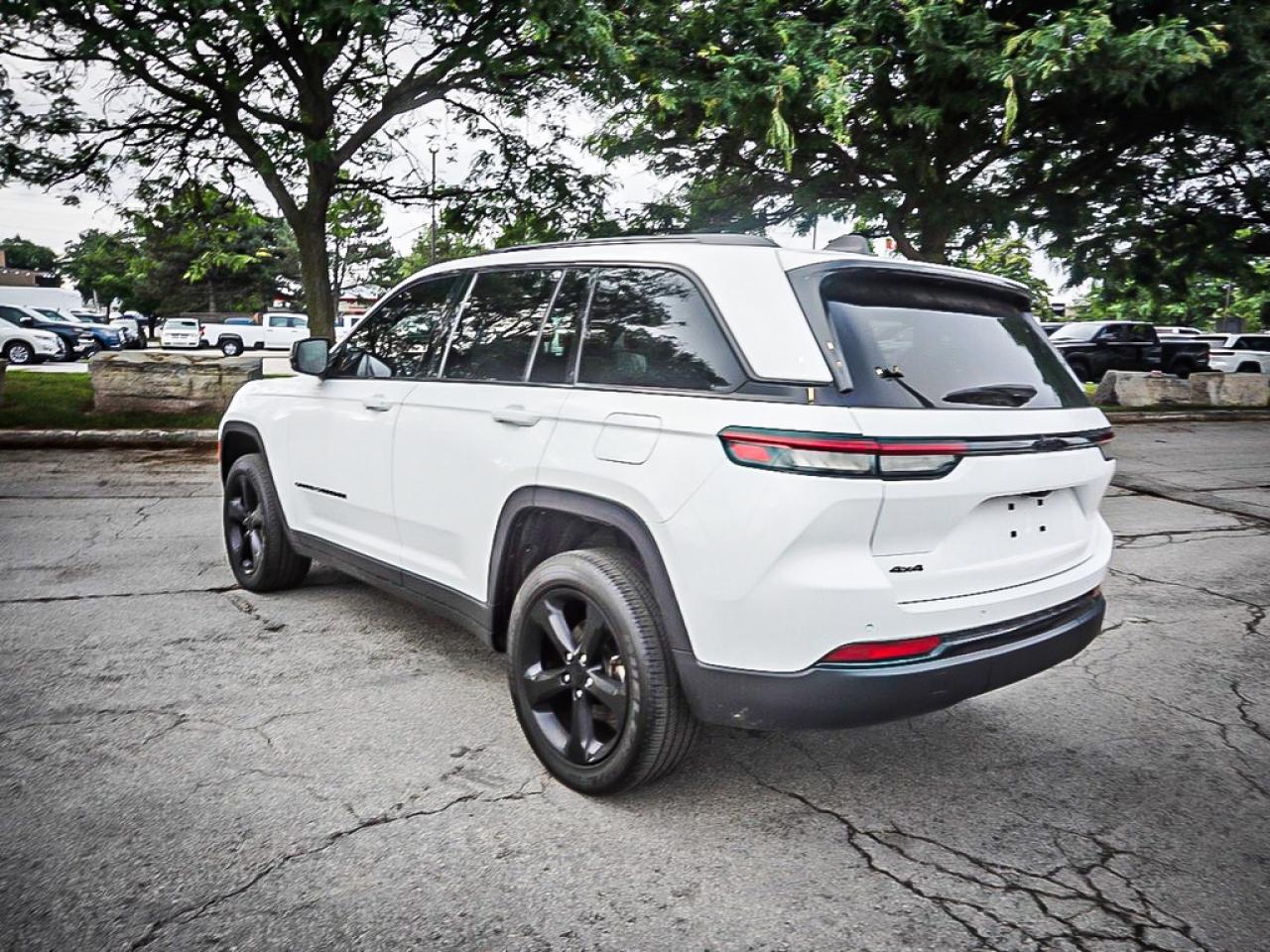 2023 Jeep Grand Cherokee  Photo