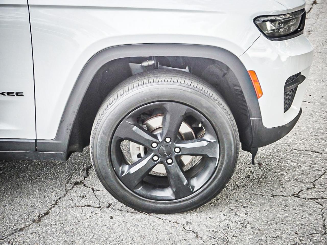 2023 Jeep Grand Cherokee  Photo