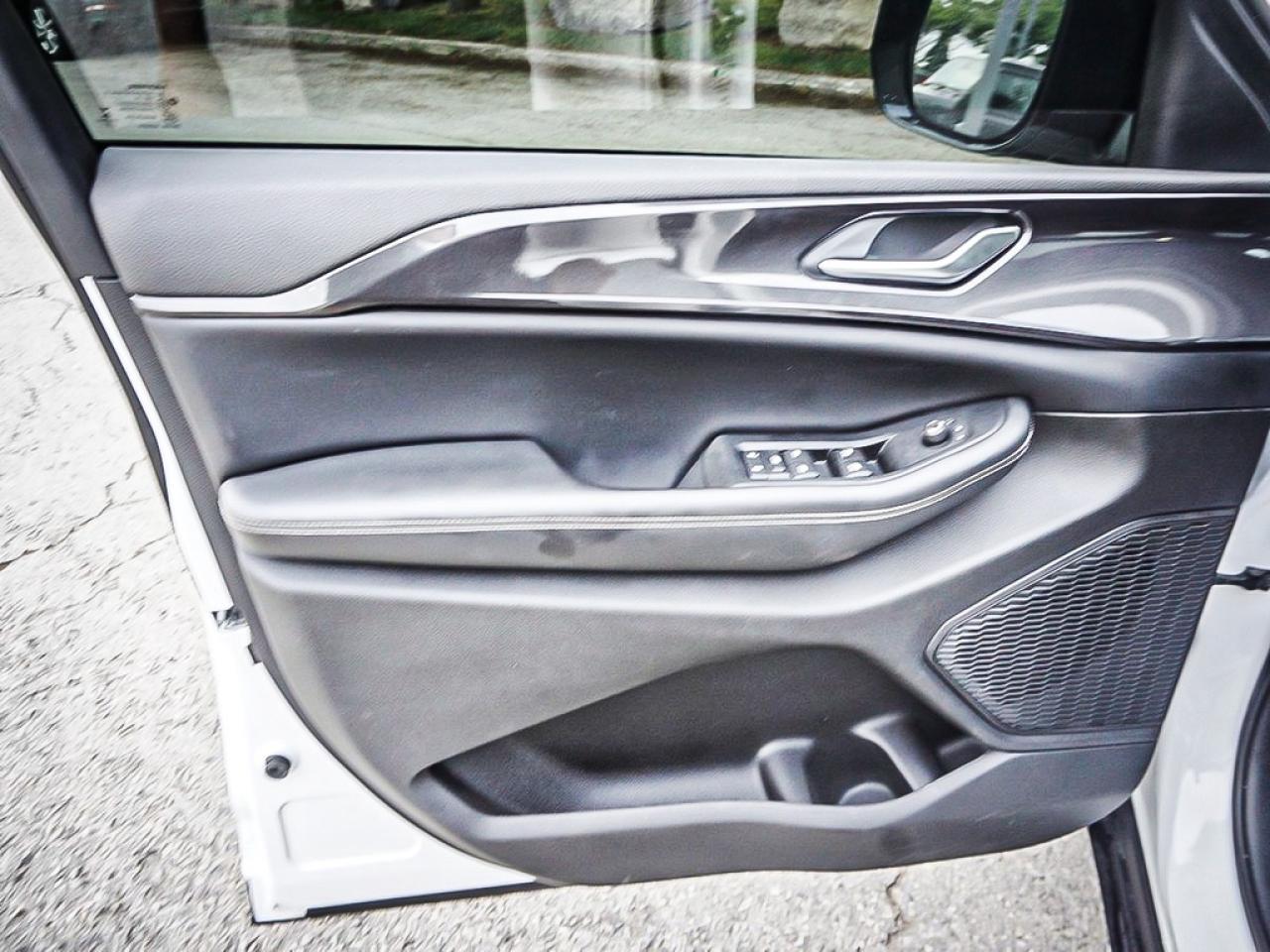 2023 Jeep Grand Cherokee  Photo