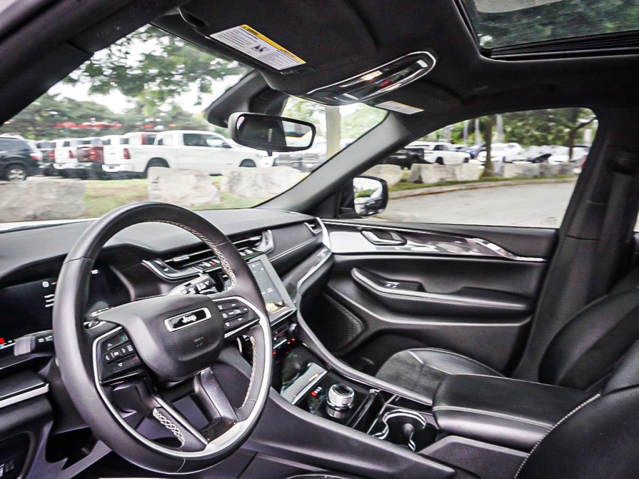 2023 Jeep Grand Cherokee  Photo