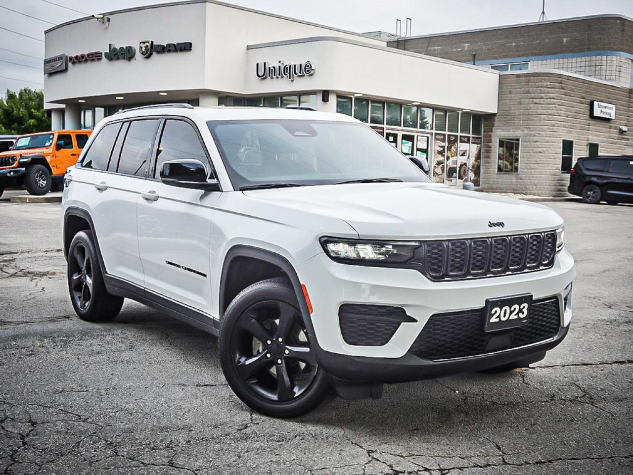 2023 Jeep Grand Cherokee  Photo