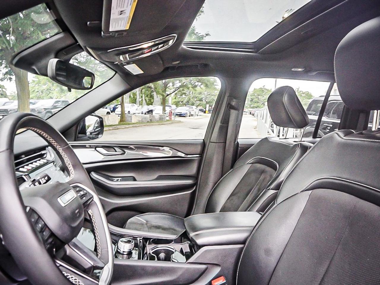 2023 Jeep Grand Cherokee  Photo