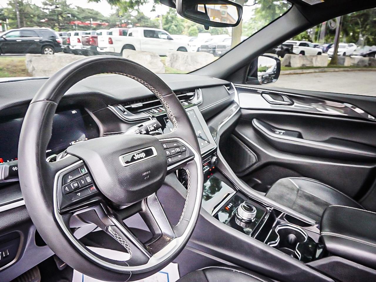 2023 Jeep Grand Cherokee  Photo