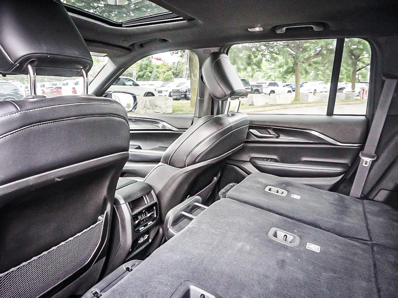 2023 Jeep Grand Cherokee  Photo