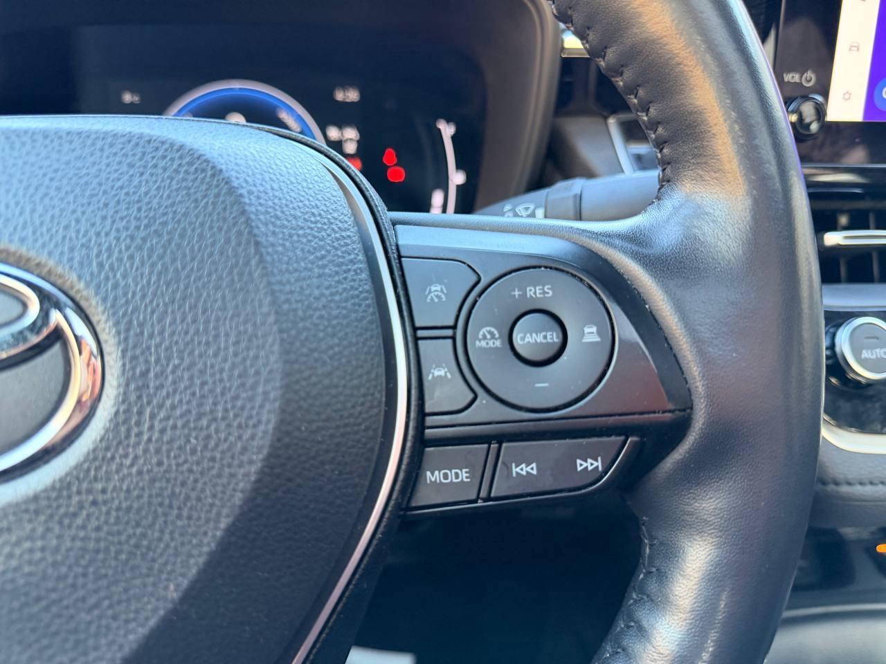 2024 Toyota Corolla Hybrid SE CVT AWD, SUNROOF, ALLOY WHEELS Photo