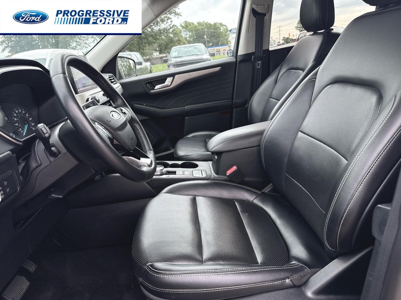 2022 Ford Escape SEL 4dr All-Wheel Drive Photo