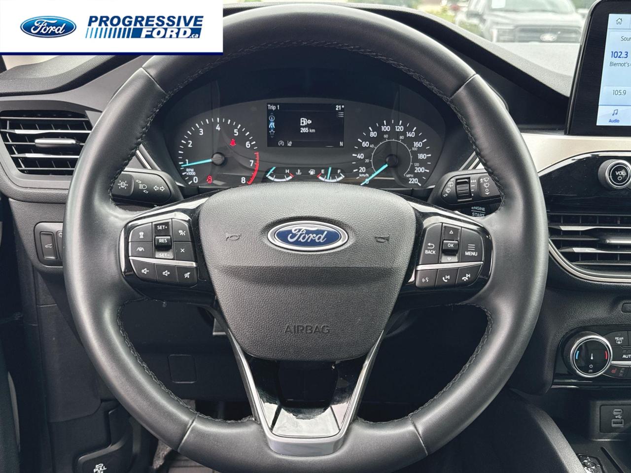 2022 Ford Escape SEL 4dr All-Wheel Drive Photo