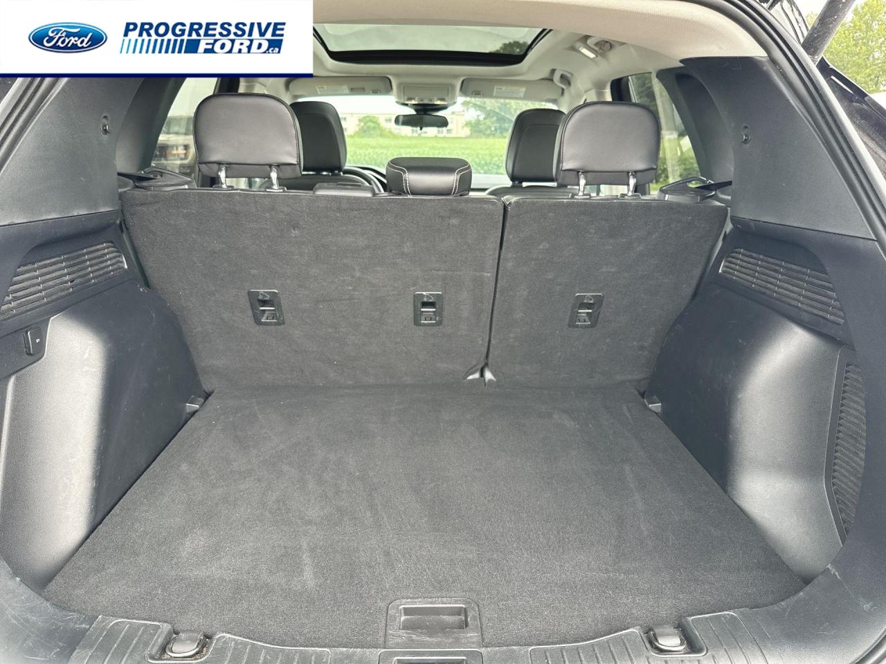 2022 Ford Escape SEL 4dr All-Wheel Drive Photo