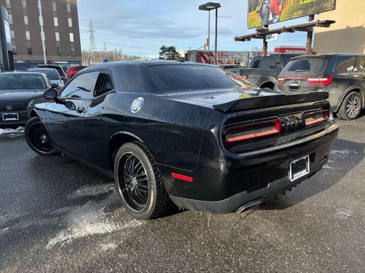 2018 Dodge Challenger SXT 2dr Rear-Wheel Drive Coupe Photo