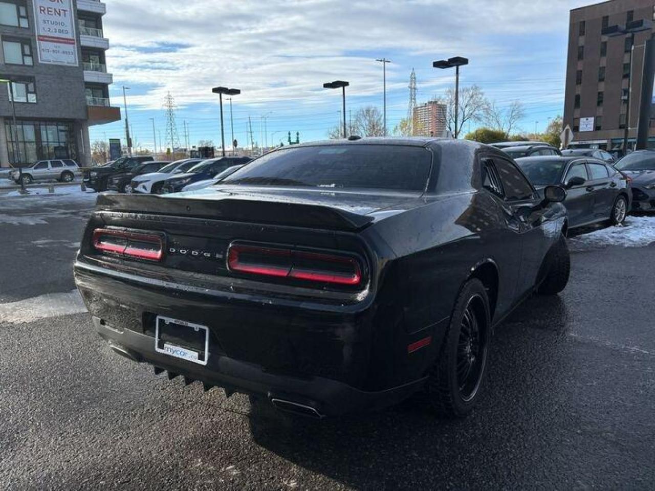 2018 Dodge Challenger SXT 2dr Rear-Wheel Drive Coupe Photo