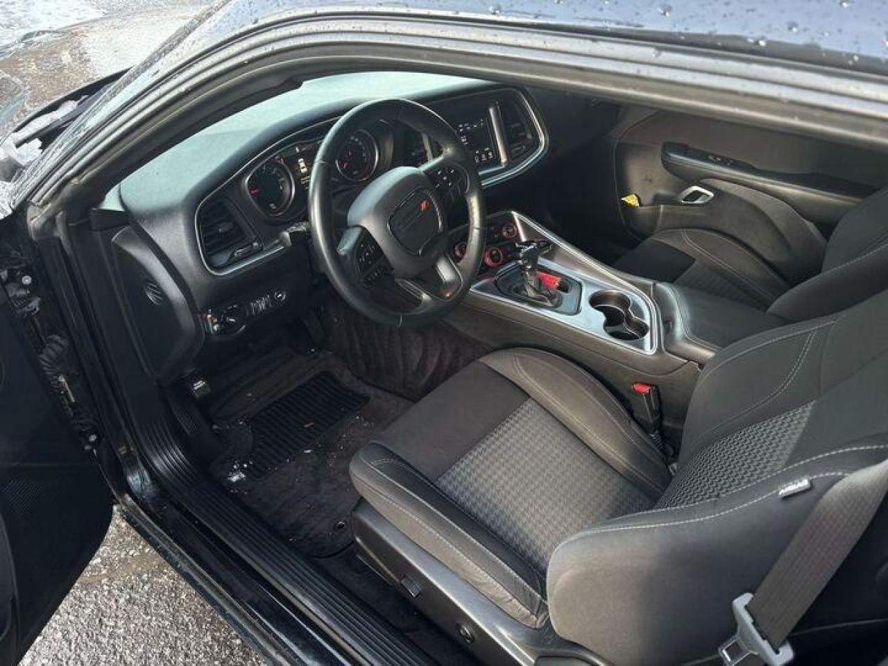 2018 Dodge Challenger SXT 2dr Rear-Wheel Drive Coupe Photo