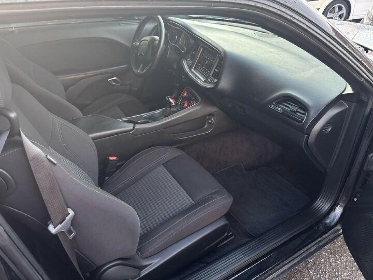 2018 Dodge Challenger SXT 2dr Rear-Wheel Drive Coupe Photo